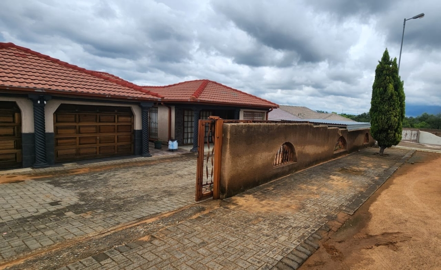 3 Bedroom Property for Sale in Mogwase Unit 5 North West